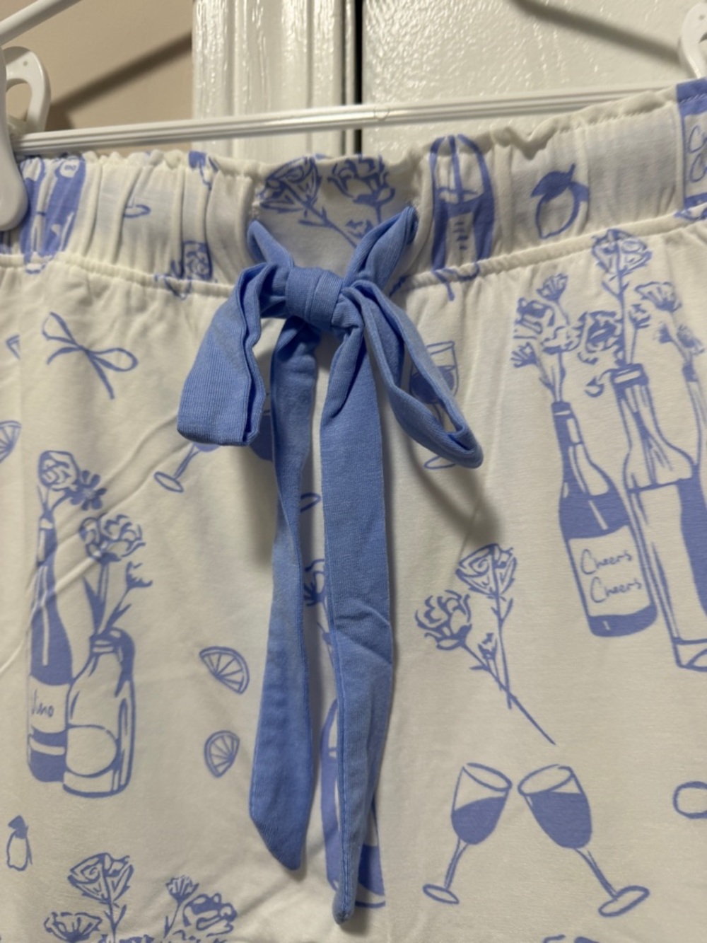 PJ Salvage White and Light Blue Wine Bottle Print PJ Set. Shorts/tank NWT S - Picture 3 of 8